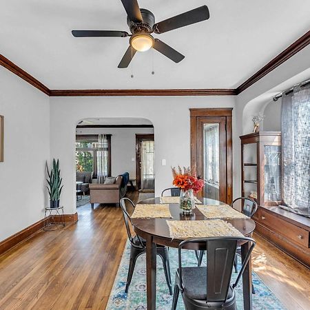 Beautifully Remodeled Duplex Apt In West Blvd كليفلاند المظهر الخارجي الصورة